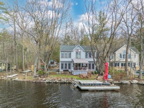239 E Shore Lake Owassa Road Frankford NJ 07860