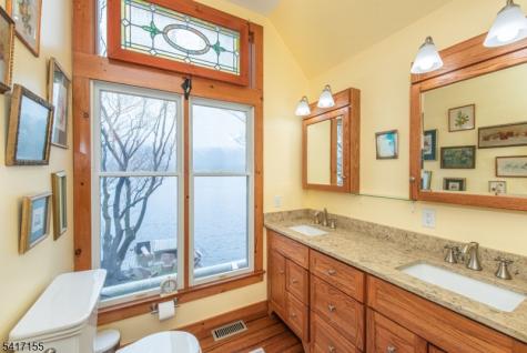 239 E Shore Lake Owassa Road Frankford NJ 07860