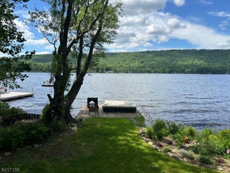 239 E Shore Lake Owassa Road Frankford NJ 07860