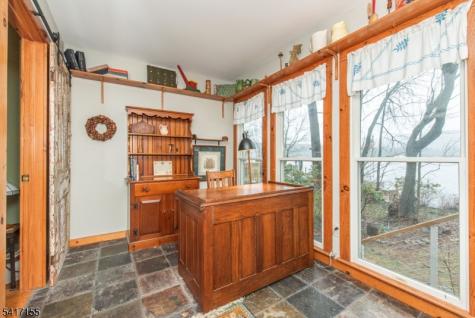 239 E Shore Lake Owassa Road Frankford NJ 07860