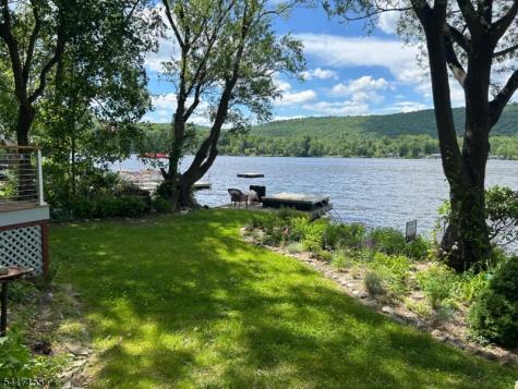 239 E Shore Lake Owassa Road Frankford NJ 07860