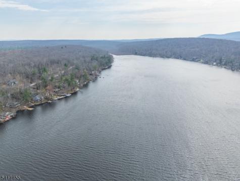 239 E Shore Lake Owassa Road Frankford NJ 07860