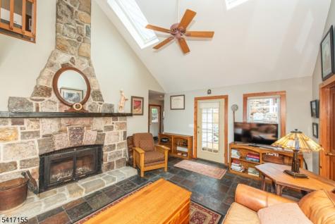 239 E Shore Lake Owassa Road Frankford NJ 07860