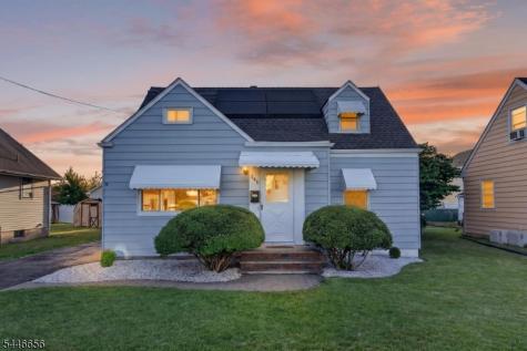 141 N 8th Avenue Manville NJ 08835