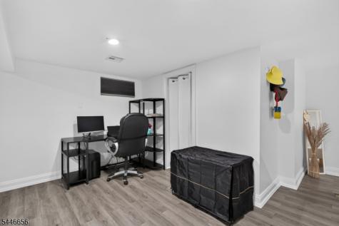 141 N 8th Avenue Manville NJ 08835