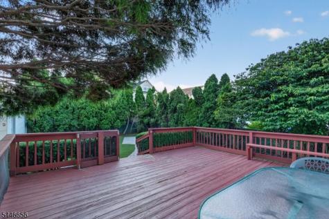 141 N 8th Avenue Manville NJ 08835