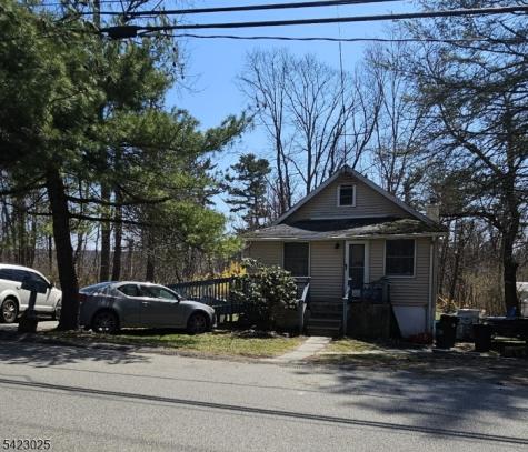 5 Banker Road West Milford NJ 07421
