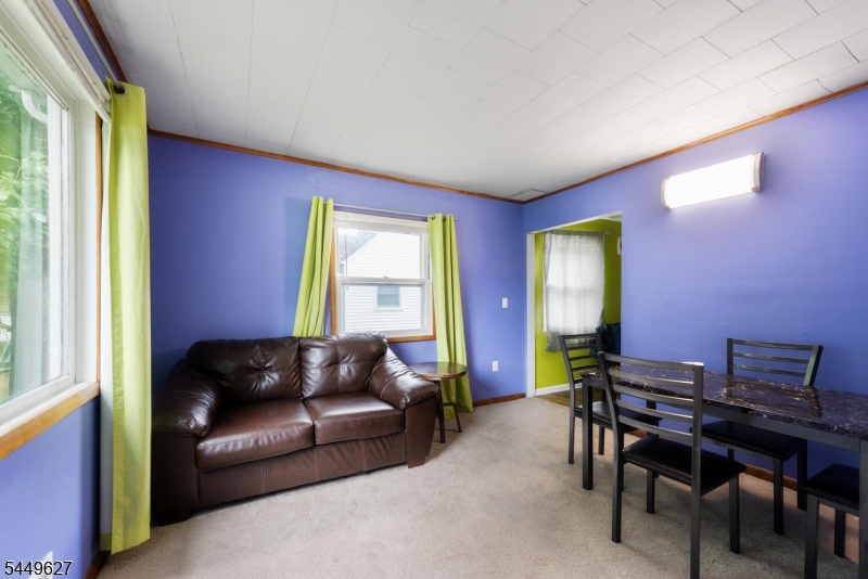 8 Kelly Street Metuchen NJ 08840