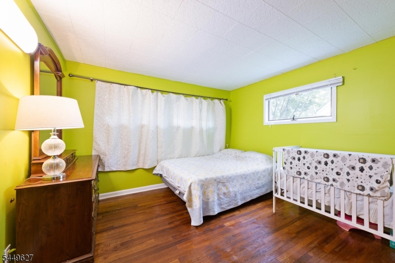 8 Kelly Street Metuchen NJ 08840