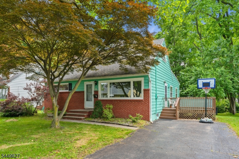 8 Kelly Street Metuchen NJ 08840