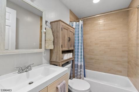 34 Avenue B Haledon NJ 07508