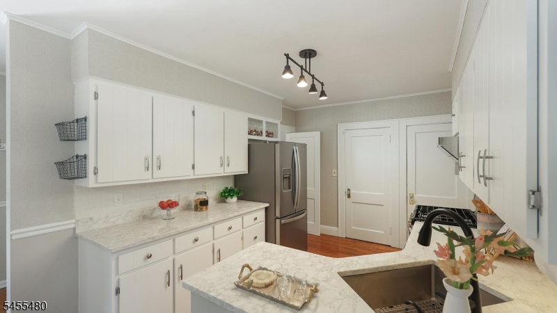 209 Midwood Place Westfield NJ 07090