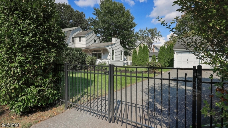 209 Midwood Place Westfield NJ 07090