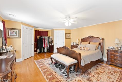7 Wayland Drive Verona NJ 07044