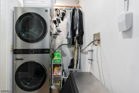 7 Wayland Drive Verona NJ 07044