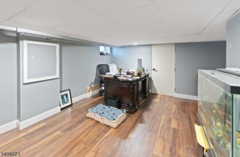 7 Wayland Drive Verona NJ 07044