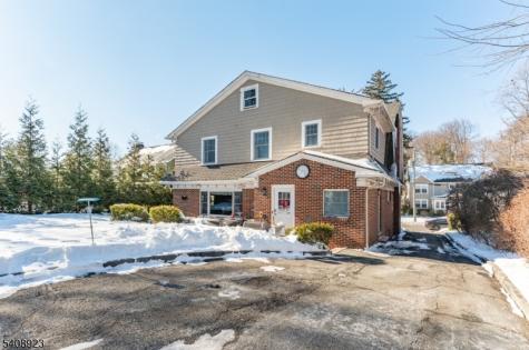 7 Wayland Drive Verona NJ 07044