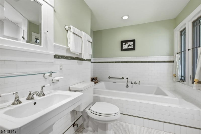 2032 Brookside Drive Scotch Plains NJ 07076