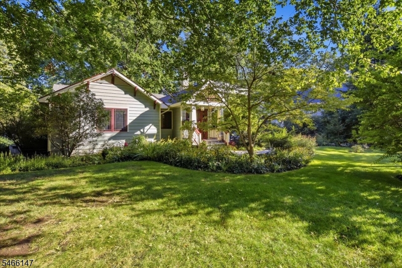 2032 Brookside Drive Scotch Plains NJ 07076