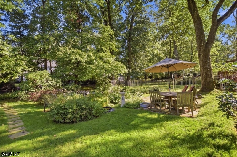 2032 Brookside Drive Scotch Plains NJ 07076