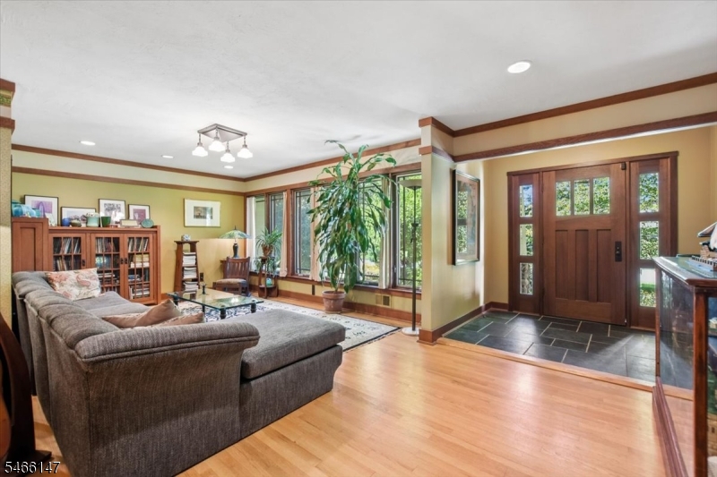 2032 Brookside Drive Scotch Plains NJ 07076