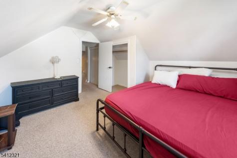 26 Edward Court Clifton NJ 07011