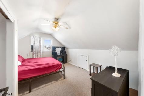 26 Edward Court Clifton NJ 07011
