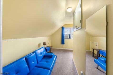 26 Edward Court Clifton NJ 07011