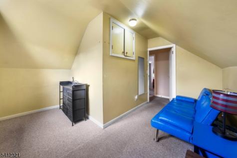 26 Edward Court Clifton NJ 07011