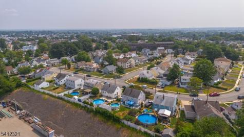 26 Edward Court Clifton NJ 07011