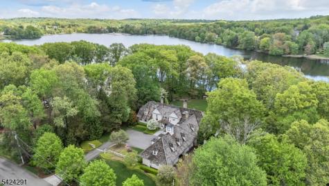 259 Indian Trail Drive Franklin Lakes NJ 07417