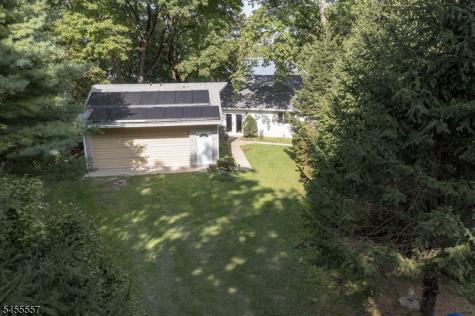 28 Laketop Drive Hampton NJ 07860