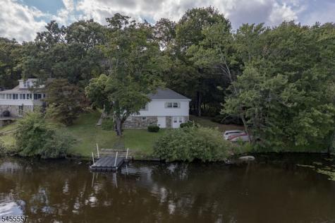 28 Laketop Drive Hampton NJ 07860
