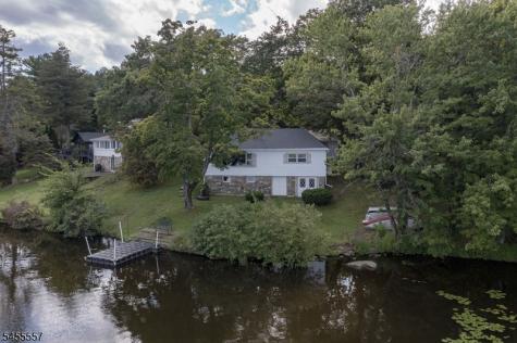 28 Laketop Drive Hampton NJ 07860