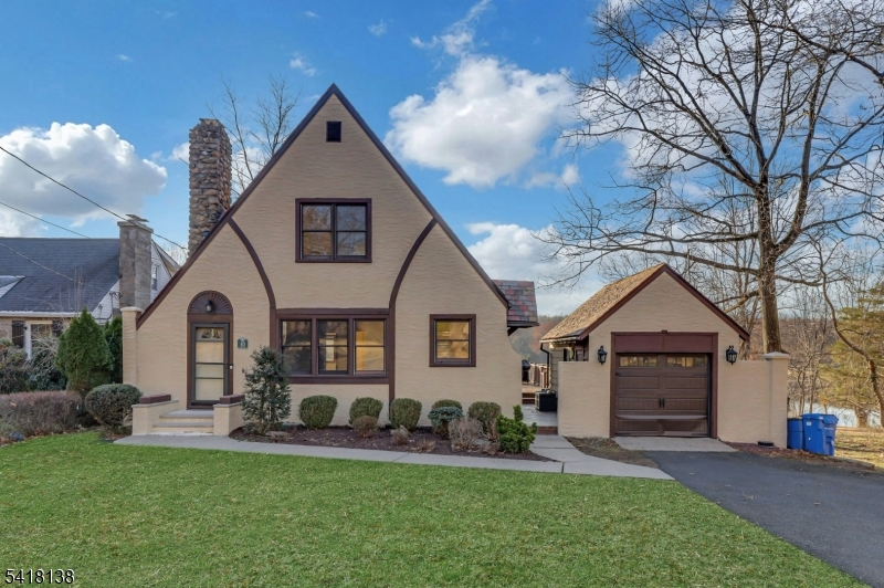 10 Lake Drive West Wayne NJ 07470