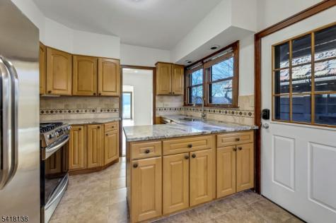 10 Lake Drive West Wayne NJ 07470