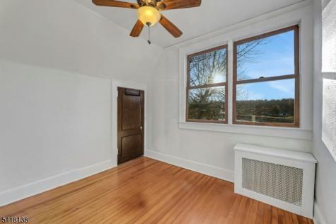 10 Lake Drive West Wayne NJ 07470