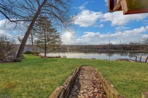 10 Lake Drive West Wayne NJ 07470