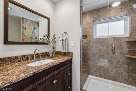 59 Sunnyside Road West Orange NJ 07052