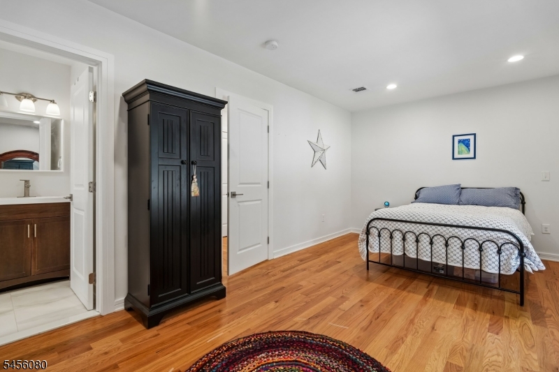 10 David Road Cedar Grove NJ 07009