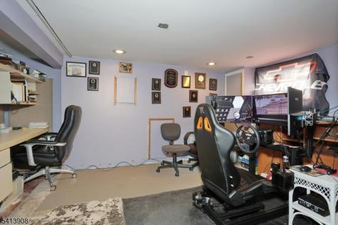 101 7TH Avenue Hawthorne NJ 07506