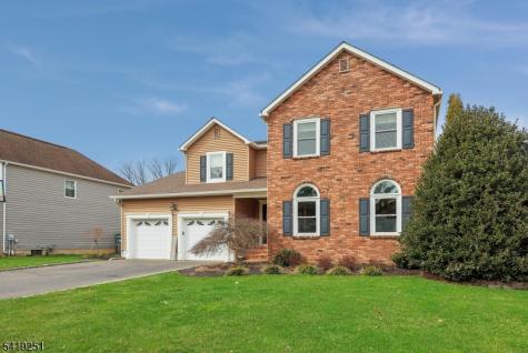 96 Beechwood Circle Hillsborough NJ 08844
