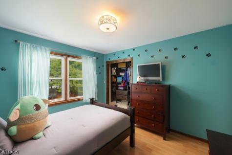 96 Beechwood Circle Hillsborough NJ 08844