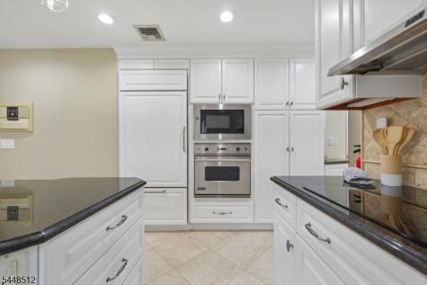 9 Revere Court Randolph NJ 07869