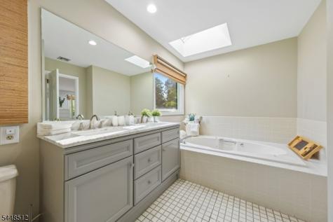 9 Revere Court Randolph NJ 07869