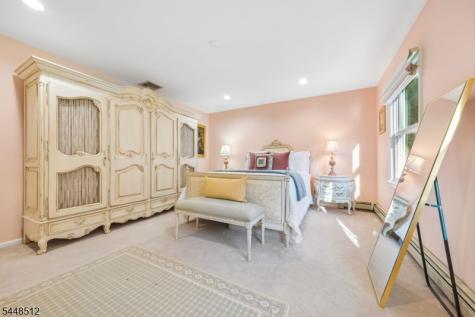 9 Revere Court Randolph NJ 07869