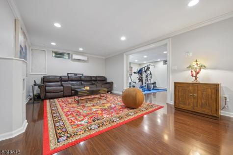 9 Revere Court Randolph NJ 07869