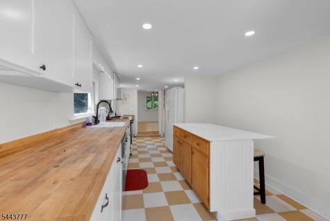 397 Berkshire Valley Road Jefferson NJ 07885