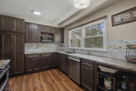 65 Somerset Terrace Bedminster NJ 07921