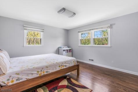 65 Somerset Terrace Bedminster NJ 07921